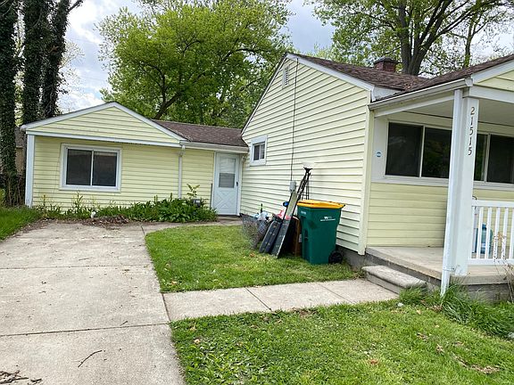 3rd image of 21515 Rockwell St