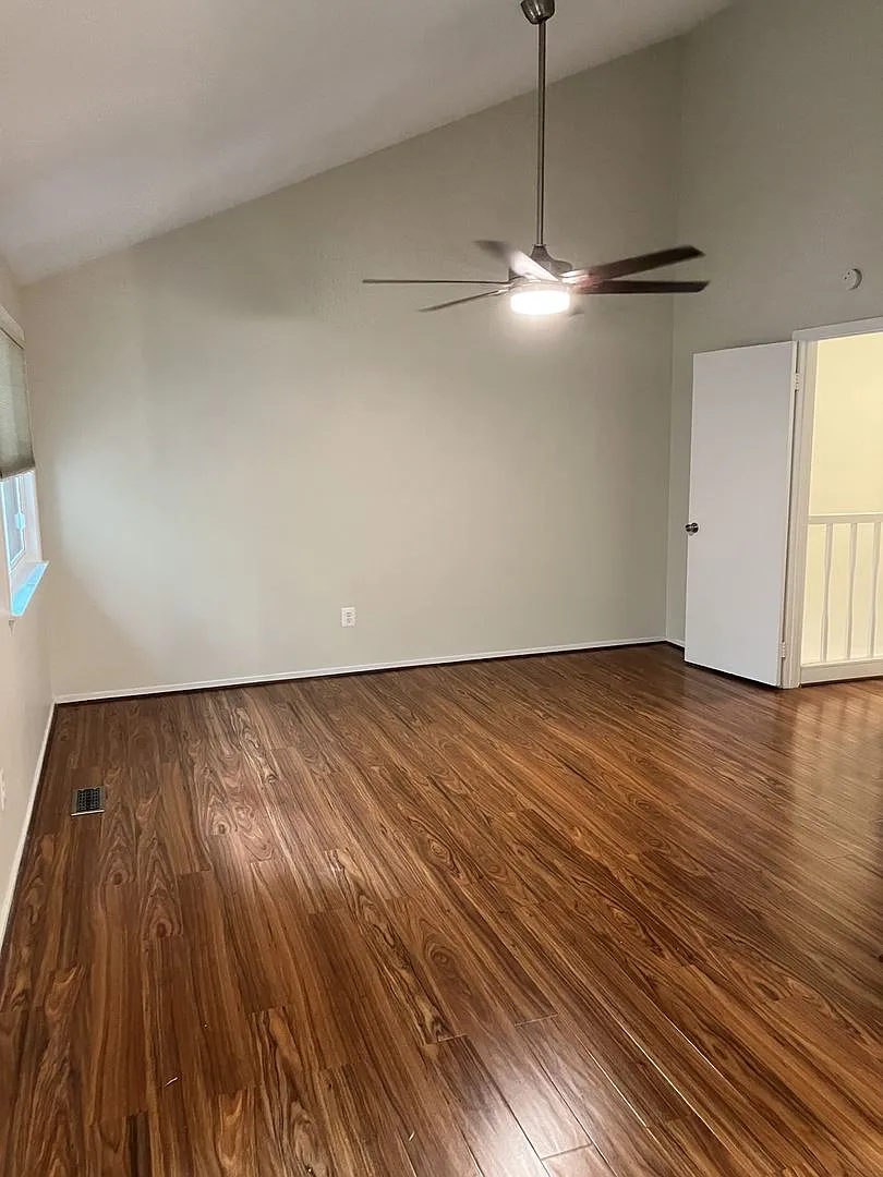 Updated Reston Townhouse — Photo 2