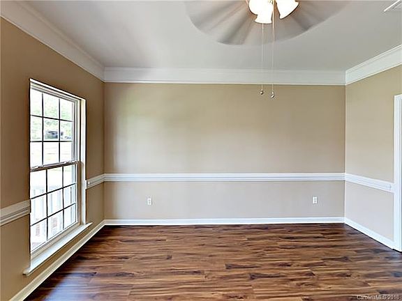 4th image of 7689 Sedgebrook Dr E