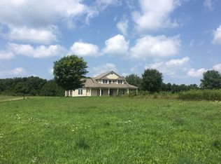 3419 Collins Rd, Syracuse, NY 13215