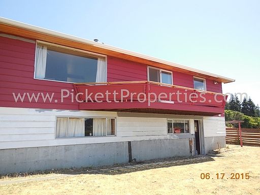 3rd image of 18149 9th Ave NE