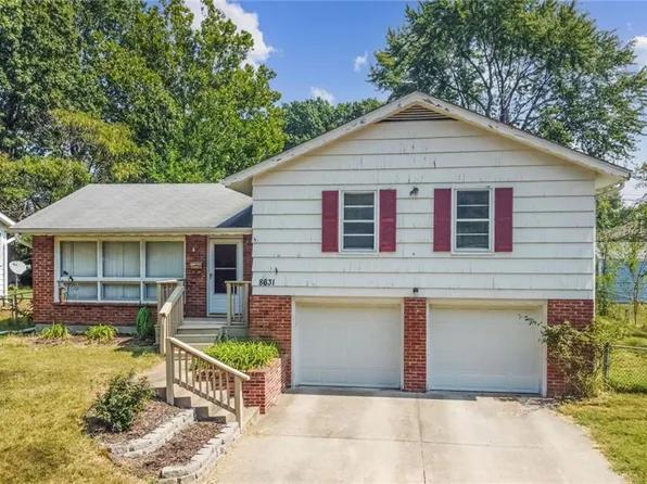8631 N Charlotte St, Kansas City, MO 64155