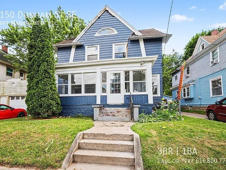 1150 Dunham St SE — Photo 1