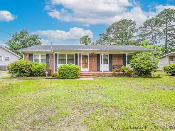 838 Moriston Rd, Fayetteville, NC 28314