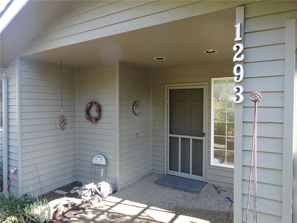 1st image of 1293 Country Club Dr