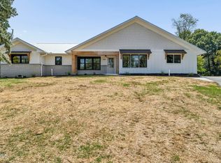 1315 Lynnwood Dr, Johnson City, TN 37601