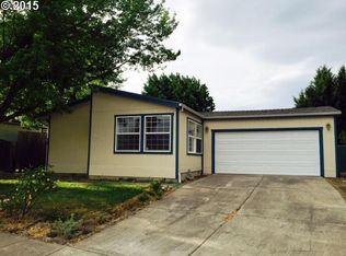 652 N Heights Dr, Eagle Point, OR 97524