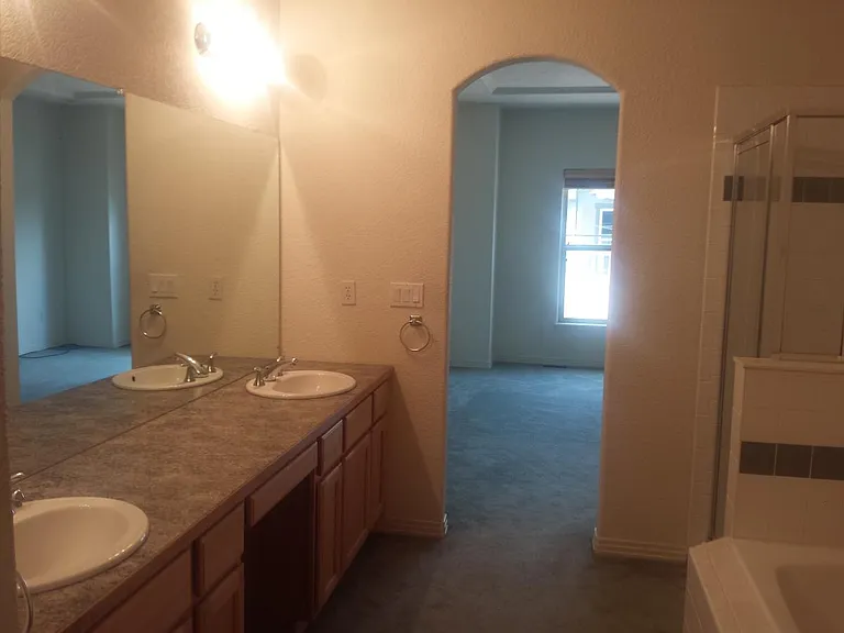 2406 Steppe Dr — Photo 9