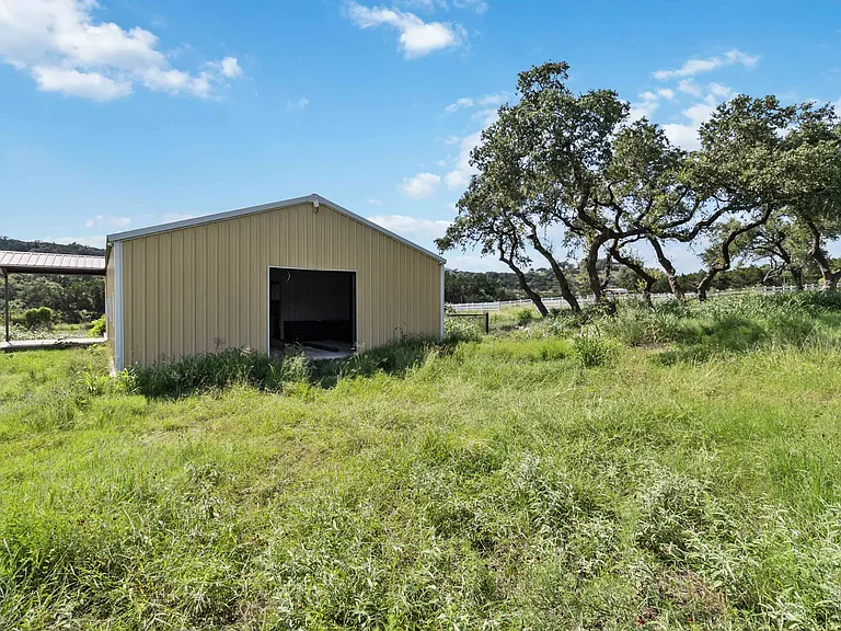 27481 Smithson Valley Rd — Photo 26