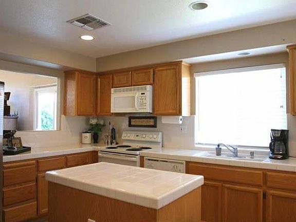 3rd image of 15253 Medella Cir