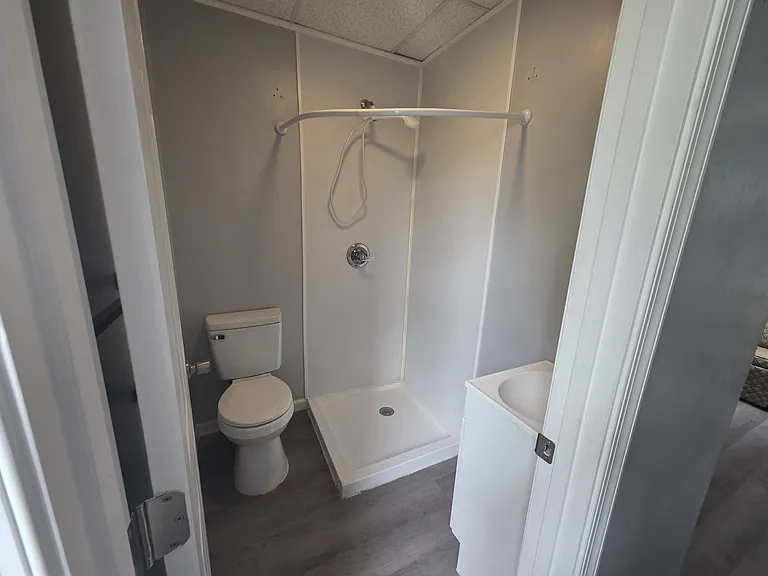 133 N Washington St #6 — Photo 3