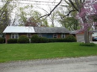 1374 Eagle Rd, Elgin, IL 60123