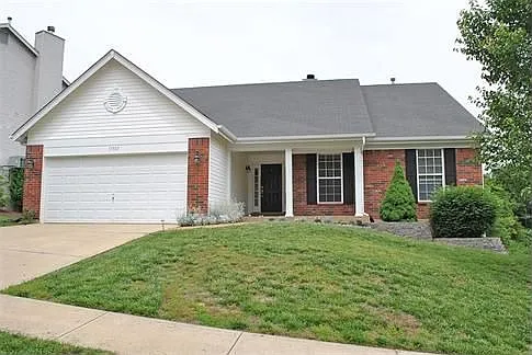 17307 Hilltop Ridge Dr photo 1