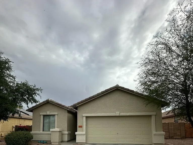 16913 W Nottingham Way — Photo 1
