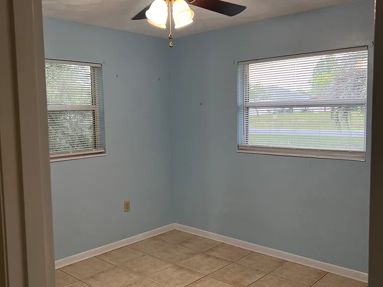 20717 SW Beach Blvd — Photo 30