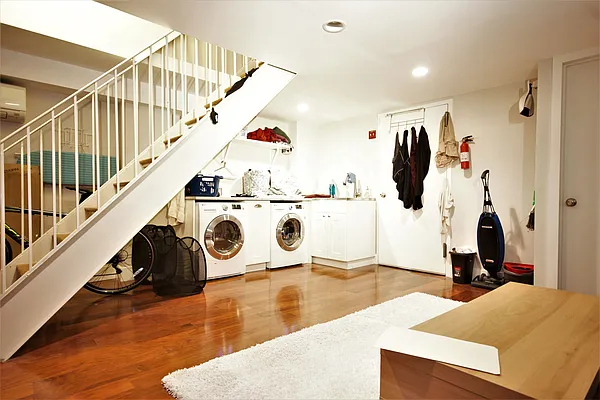 Rented by Nest Seekers International | media 25