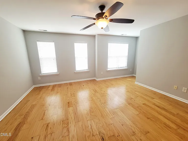 8827 Thornton Town Pl — Photo 18