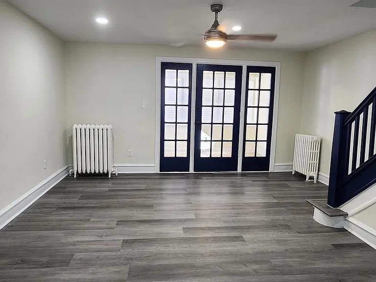211 Wright Ave — Photo 5
