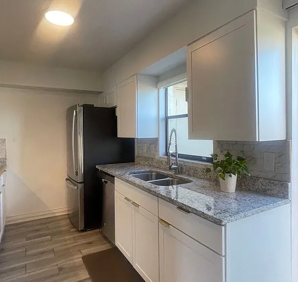 1718 Silver Creek Ct #102 — Photo 8