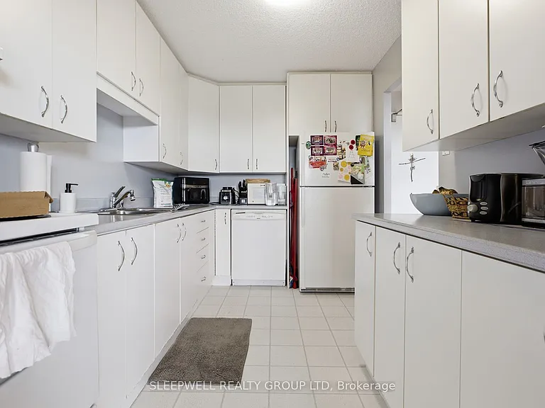 665 Bathgate Dr #712 — Photo 10