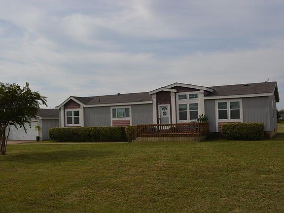 4th image of 130 Silver Creek Cir