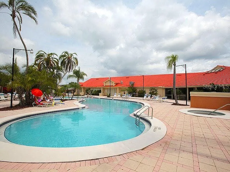 Building Photo - 425 Caribbean Dr #A
