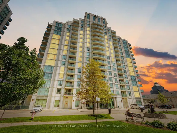 8 Rosebank Dr Penthouse F, Toronto, ON M1B 5Z3