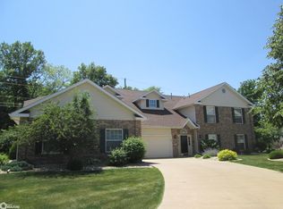1405 Orchard Mdw #C, Burlington, IA 52601