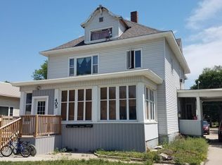 405 E 1st St, Redfield, SD 57469