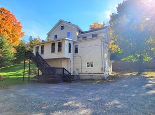 22 Spring St APT 3, Chatham, NY 12037