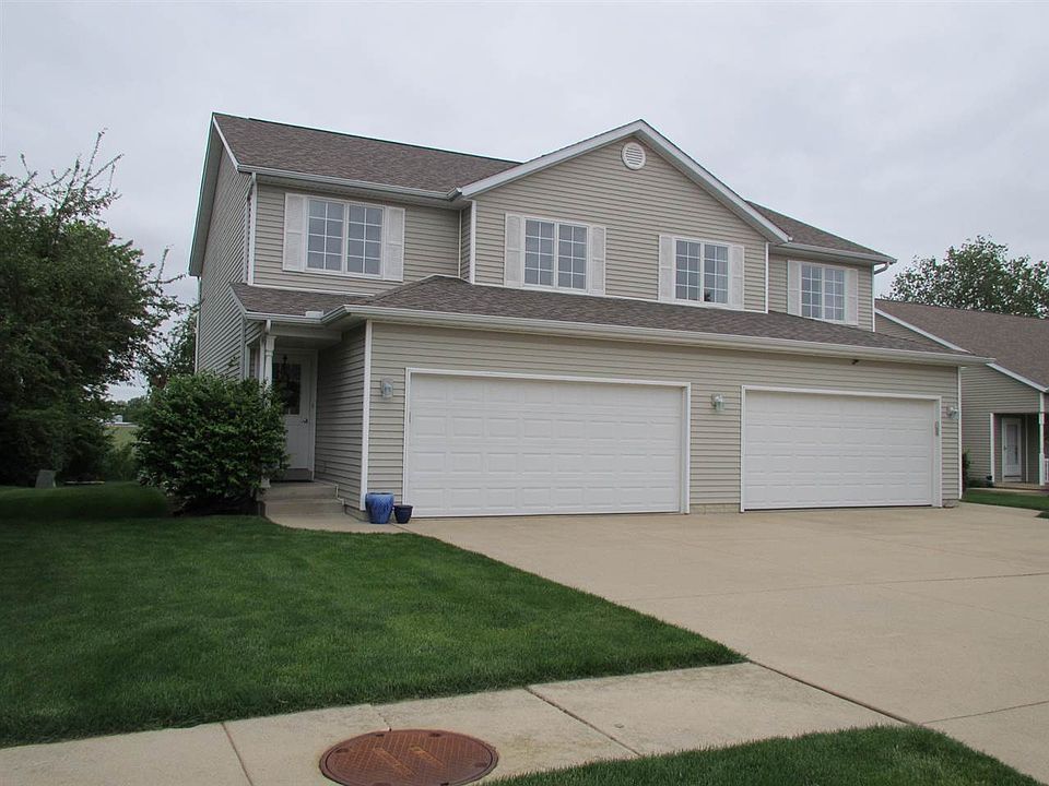 1st image of 719 Ash Dr
