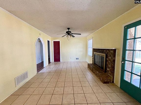 5th image of 212 Cressfell Rd