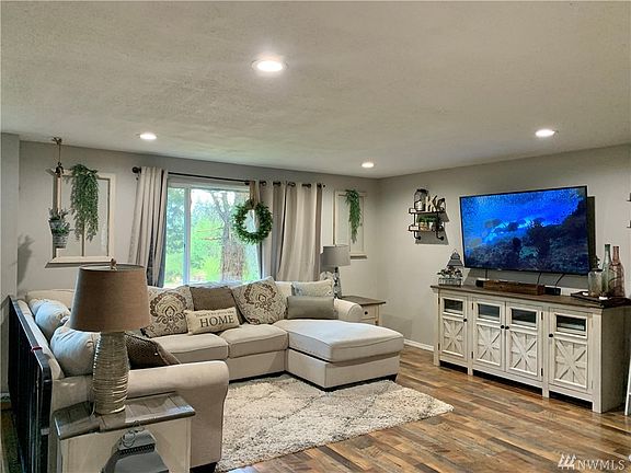 Upstairs Living Room