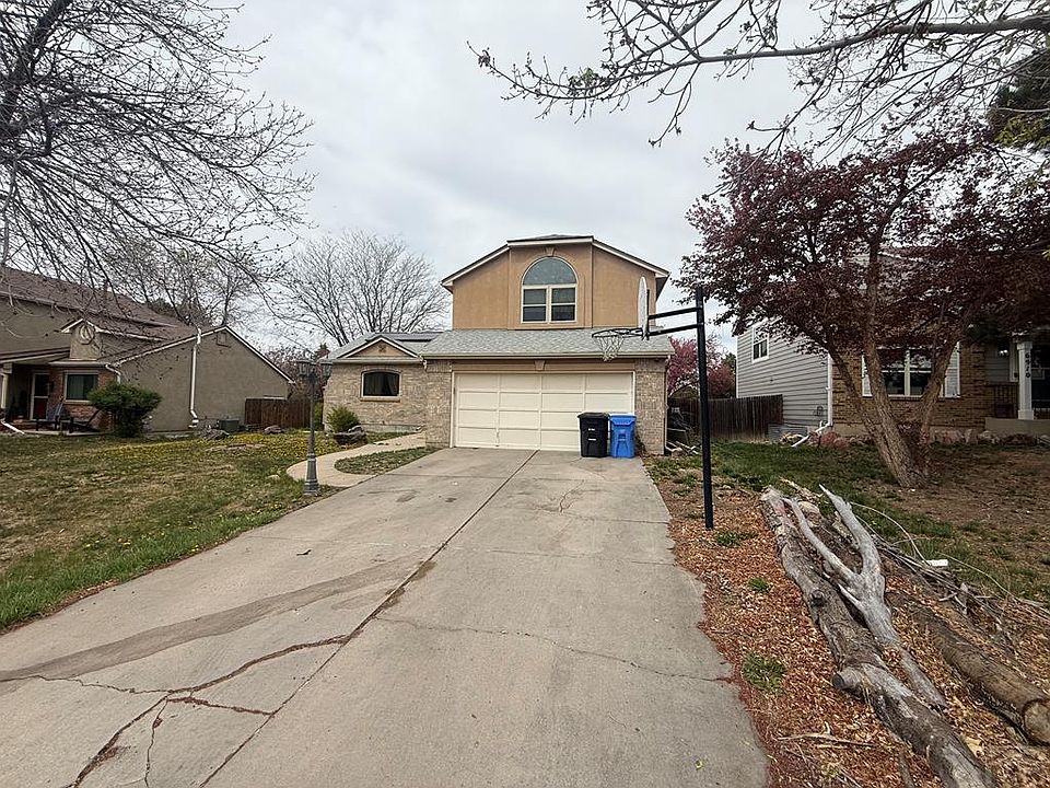 1st image of 6880 Holt Dr