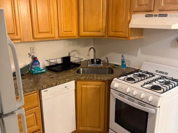 1866 Kennedy Blvd #B2, Jersey City, NJ 07305