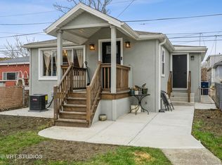 7425 W 60th Pl, Summit, IL 60501