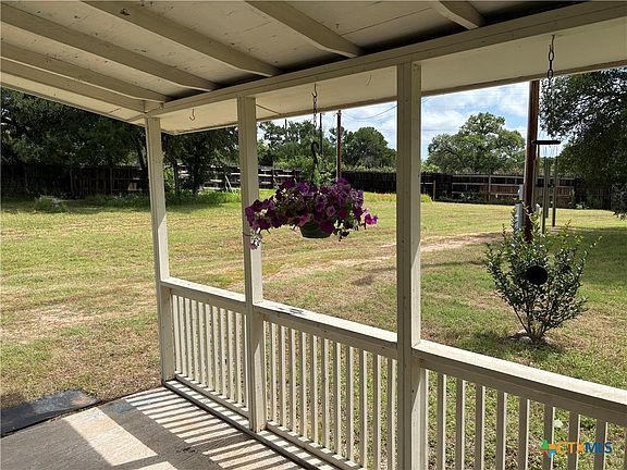 4th image of 113 Deer Springs Dr