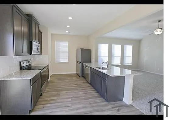 1706 Sandalwood Way — Photo 5