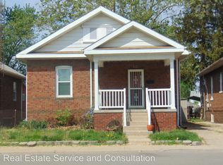 1421 S Martin Luther King Jr Dr, Springfield, IL 62703