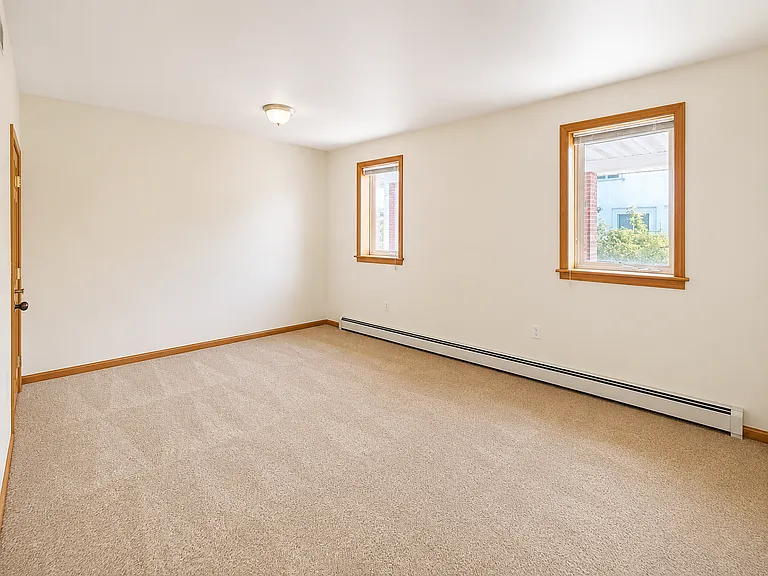 2281 E 38th St #1 — Photo 3