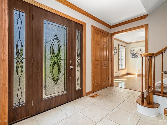 4th image of 22256 W Cambridge Dr