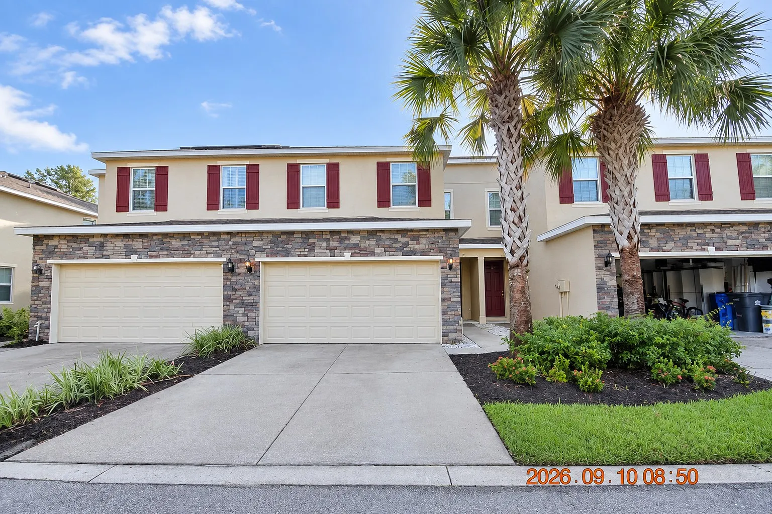 3 bed, 2.5 bath, 1976 sqft, $2,650 — Photo 1