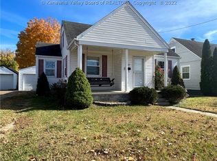 2610 Jackson Ave, Point Pleasant, WV 25550