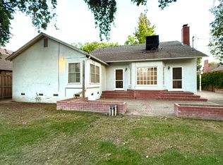 1618 W College Ave, Visalia, CA 93277