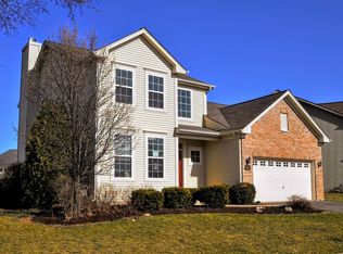 1709 Pin Oak Ln, Elgin, IL 60120