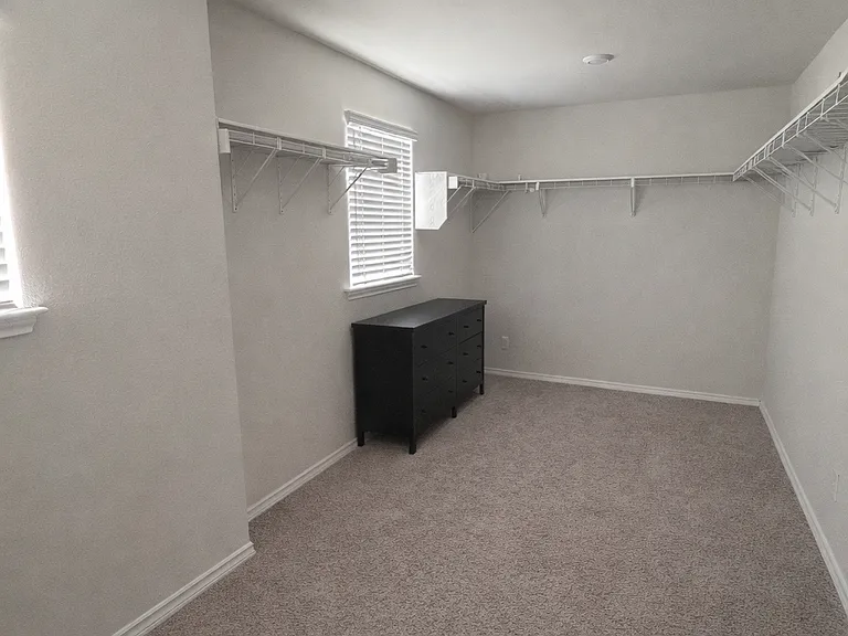 4550 Bontebok Dr — Photo 7
