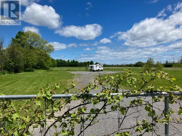3425 County Road 10 Rd, Prince Edward County, ON K0K 2T0