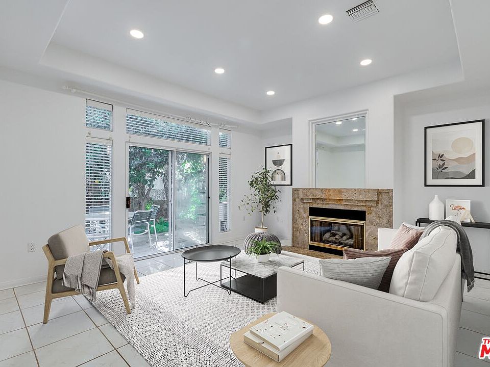 1st image of 10004 Reseda Blvd Unit B