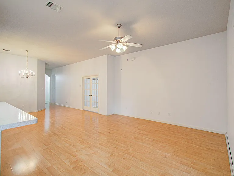 13335 Gardnerville St — Photo 7