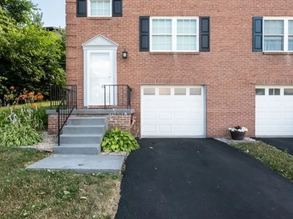 2044 Devonwood Dr, McKeesport, PA 15135